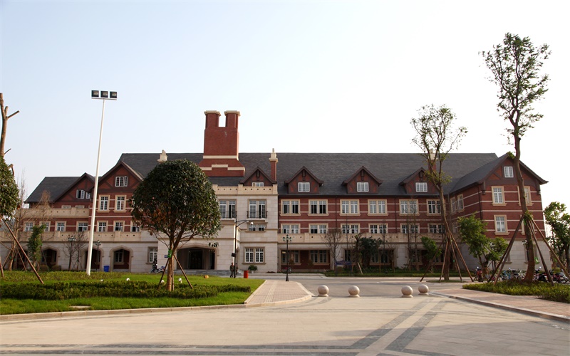 四川西南航空职业学院